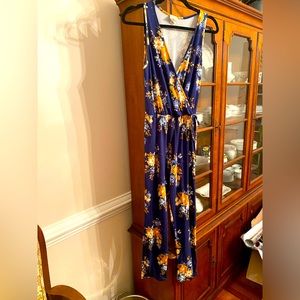 CAUTION TO THE WIND Floral Waist Tie Jumpsuit Size Medium EUC